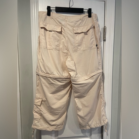 EMS Eastern Mountain Sports Cream Cargo Conversion Capri Hiking Pants Size 14 - Picture 7 of 13